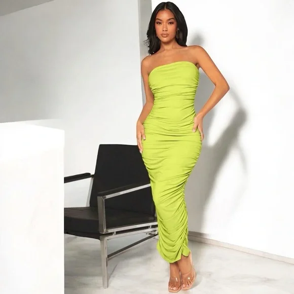 Solid Ruched Tube Bodycon Dress- 6(M) - Picture 3 of 5